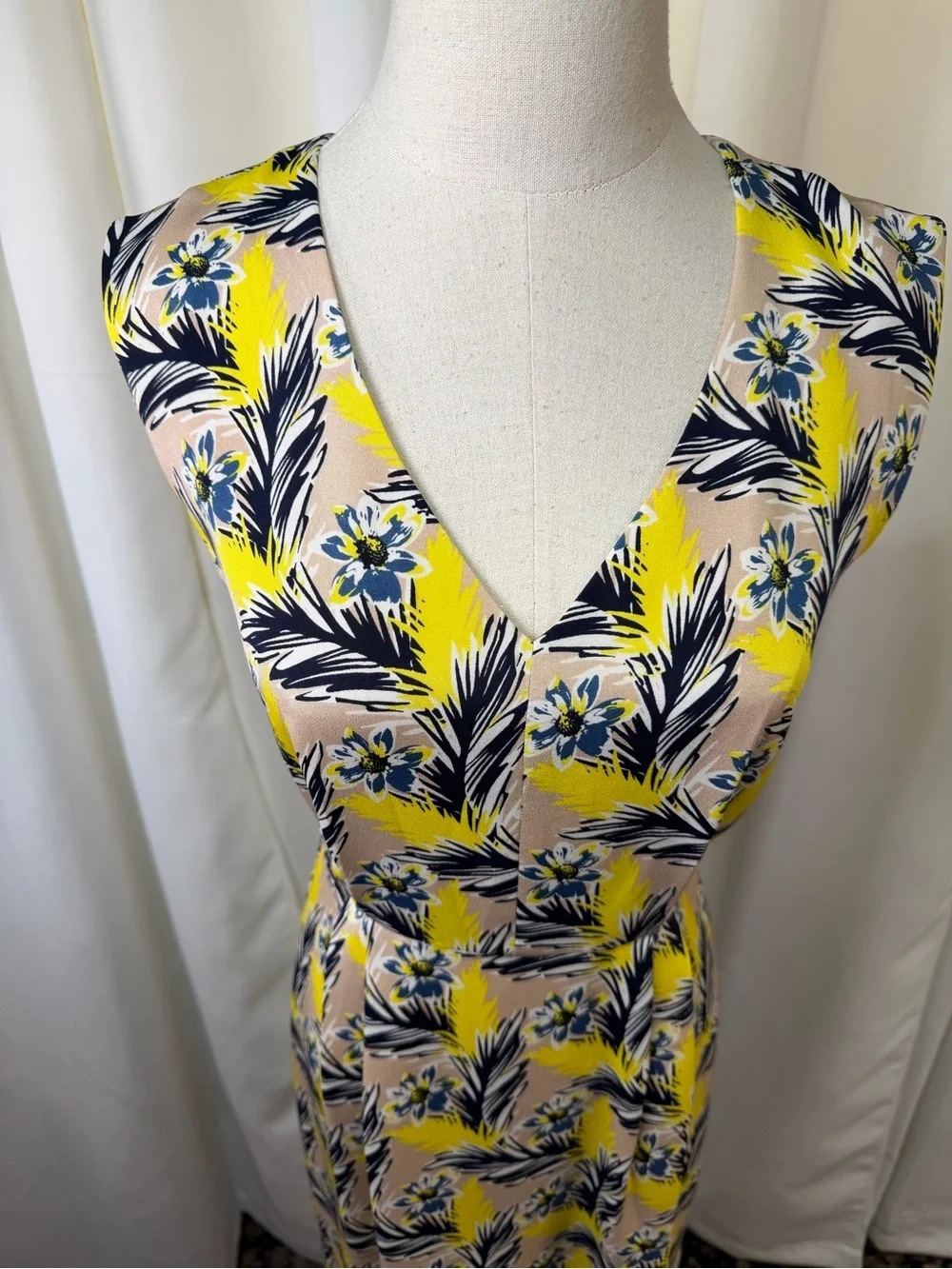 J. Crew ‘Yellow & Tan Floral Print Sleeveless Dress’ in “Meadow Spring” Size 00